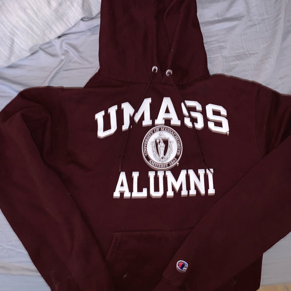 UMass Amherst sweatshirt